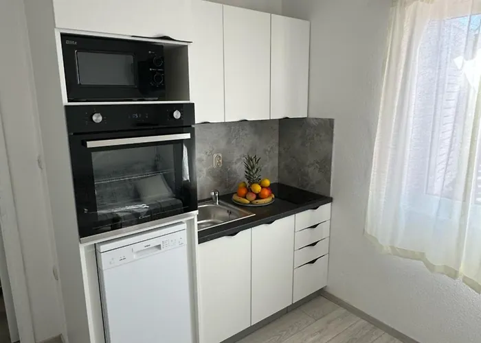 Komparic Apartament Baška Voda